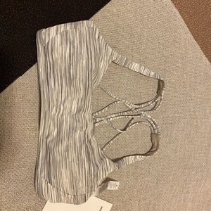 Lululemon free to be zen bra NWT